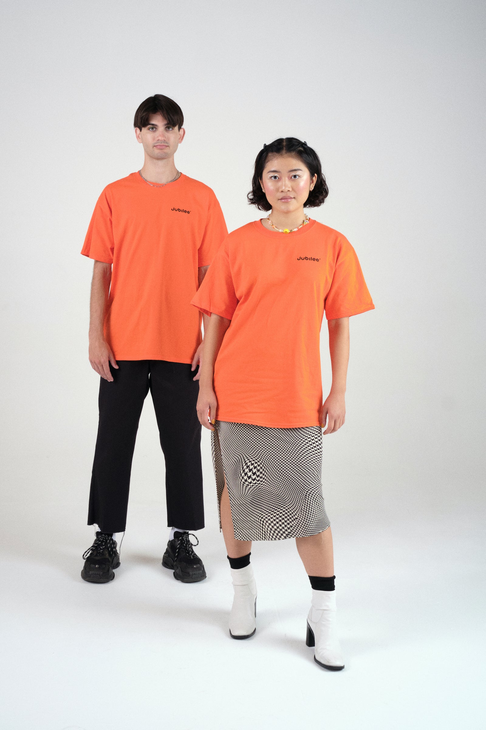 nyunyom　OMオレンジ BE KIND TO THE MIND TEE IN ORANGE – Jubilee Media